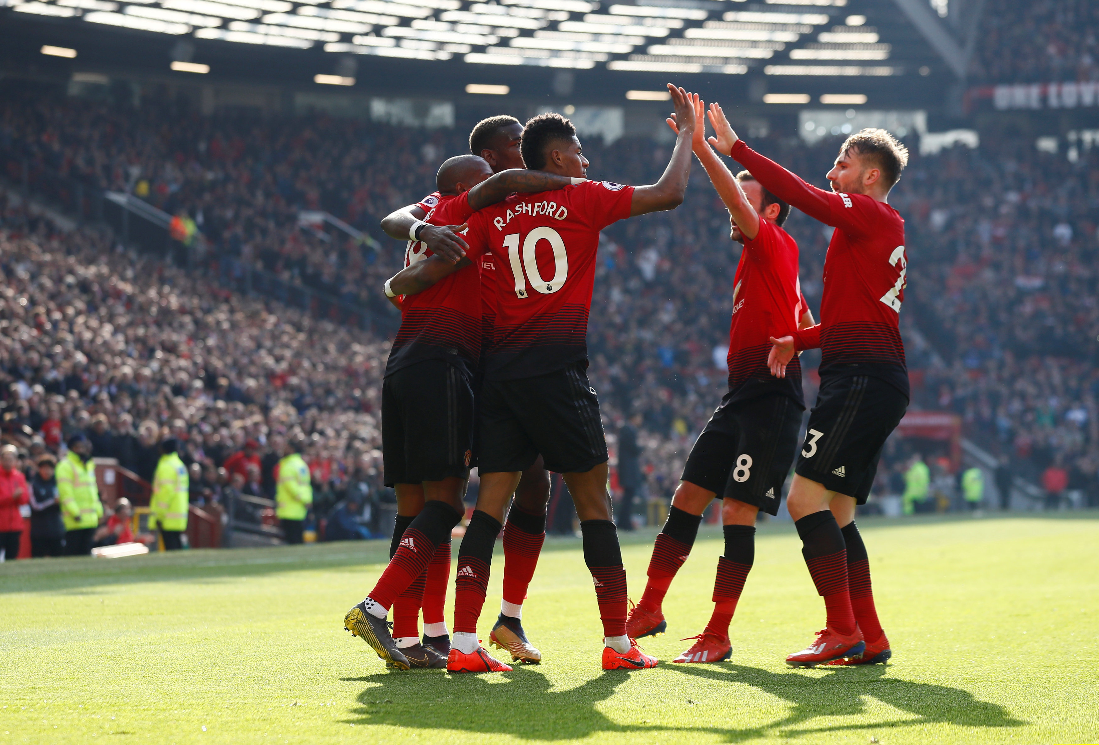 球员评分不 球员评分不